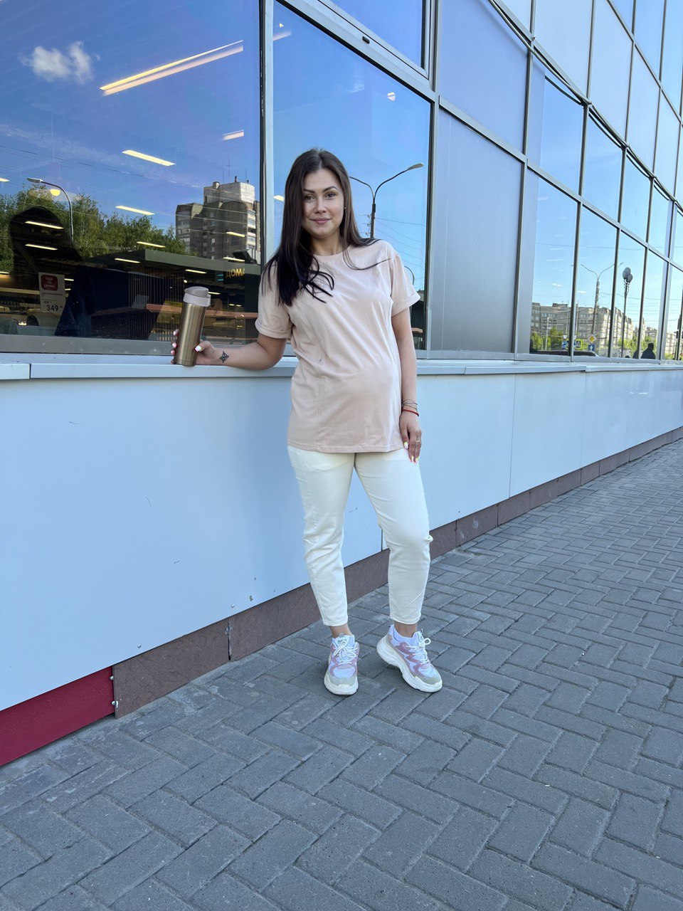 Футболка для будущих и кормящих мам